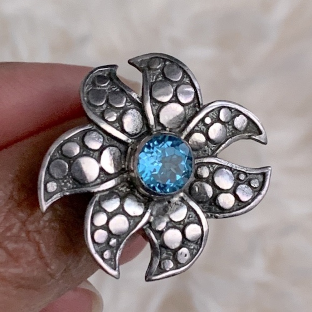 🌺 Gorgeous 925K Solid Sterling Silver Blue Topaz Dot Flower Boho Ring 6.5